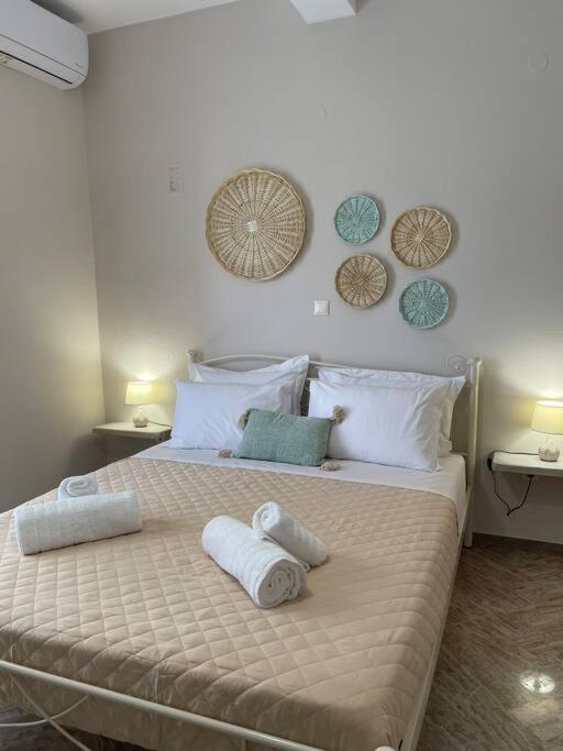 Θἔρως Apartment Tinos Exterior photo