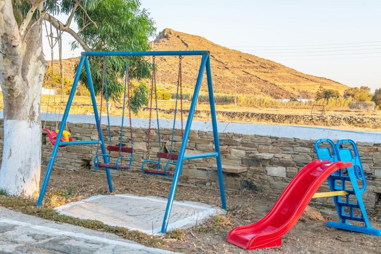 Θἔρως Apartment Tinos Exterior photo